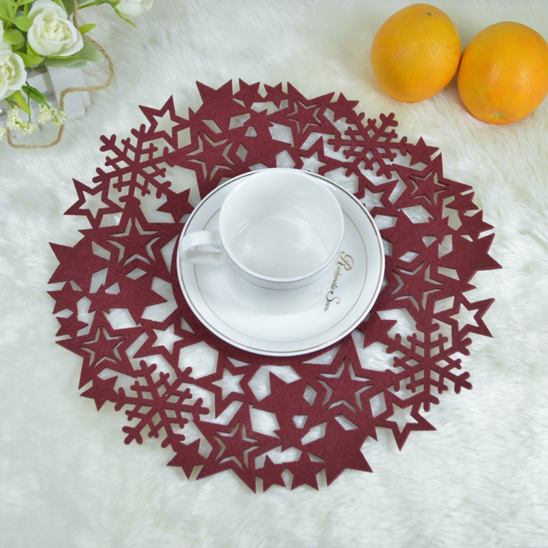 Felt Red Snowflake Heat Resistant Home Drink Coasters