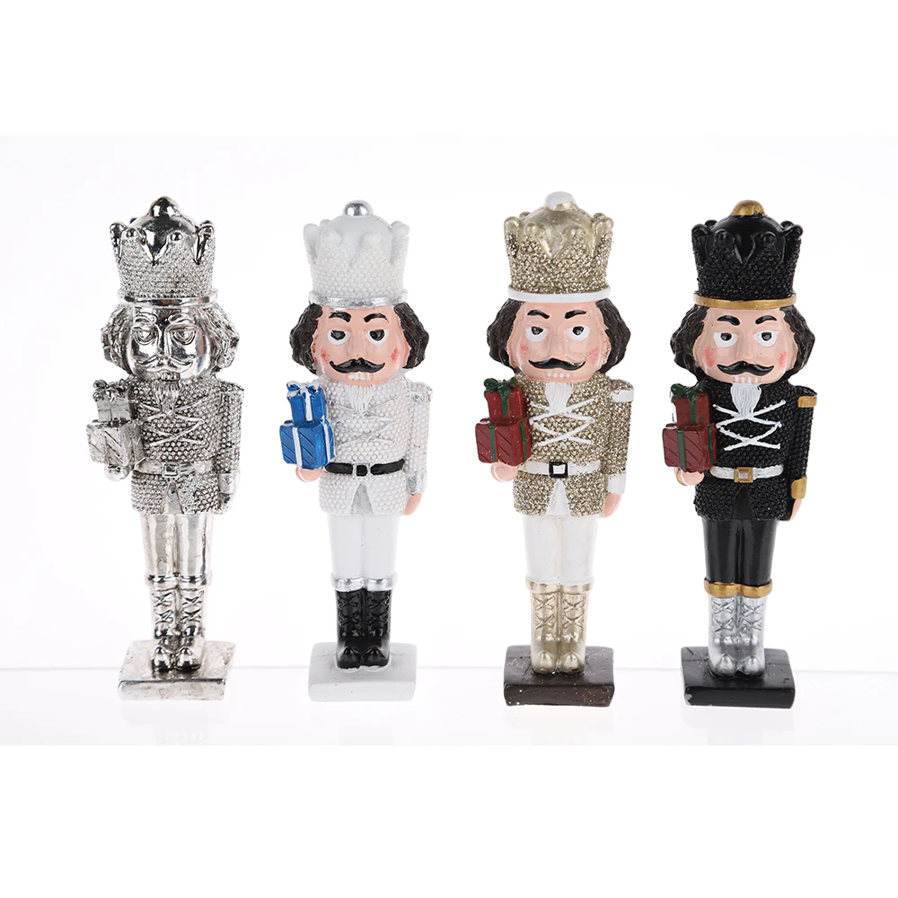 2023 New Arrival Christmas table decoration Silver Poly Resin Christmas Nutcracker Soldier