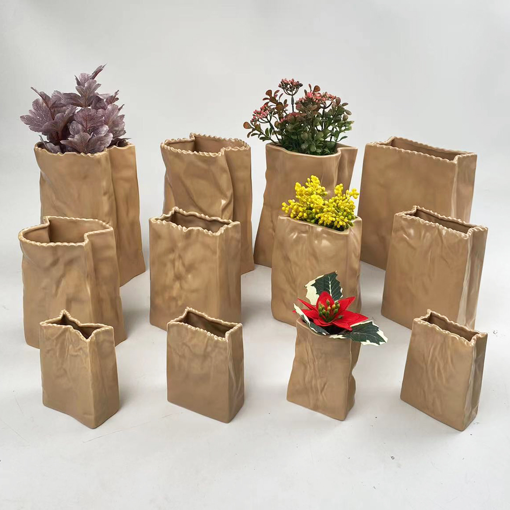 Ceramic Vase Flower Vase Crinkle Paper Bag Shape Ceramic Vase Art Decorative Flower Vase Wedding Dinning Bookshelf