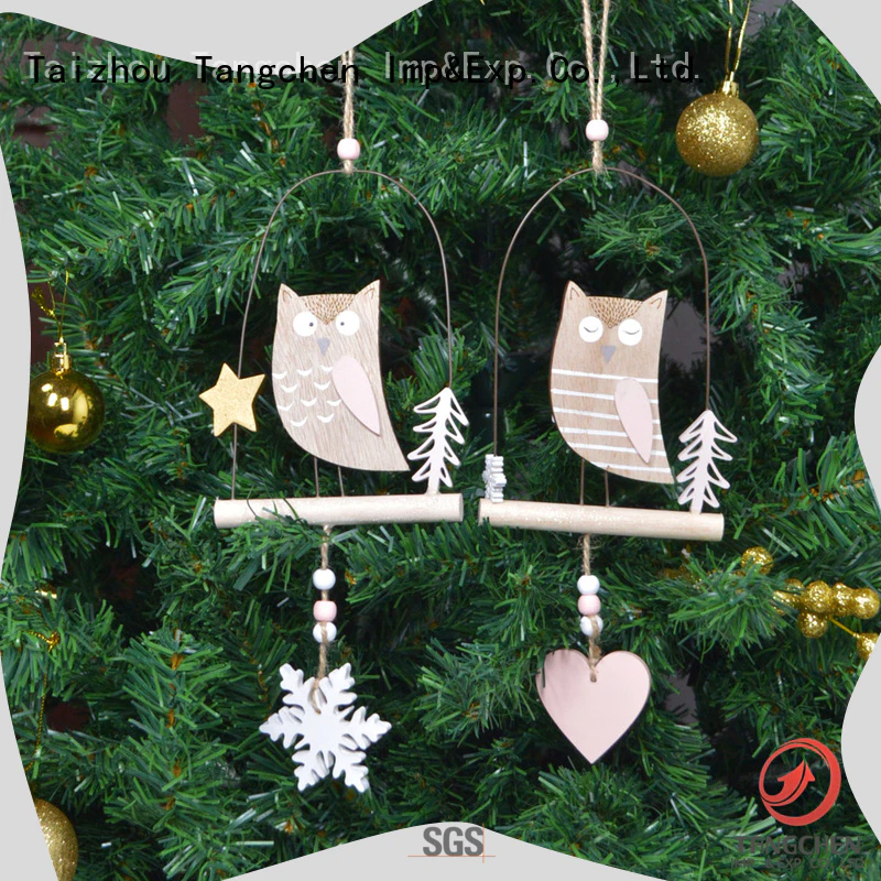 Best wooden christmas tree decoration inside company